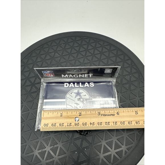 Lot Of Two Dallas Cowboys Ceramic Magnets Size 3x2 NEW - Picture 2 of 4